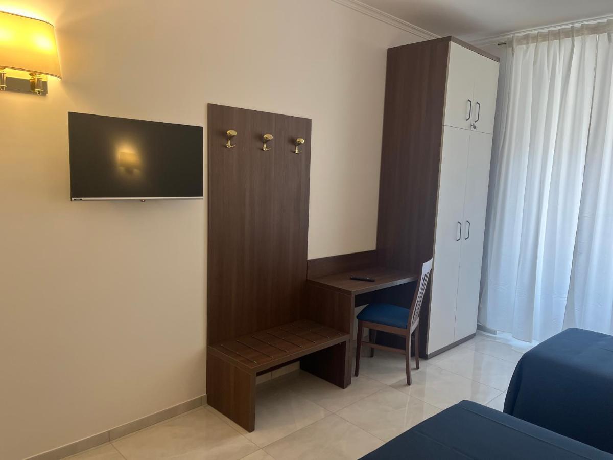 Giovanni Guest House Рим Екстериор снимка